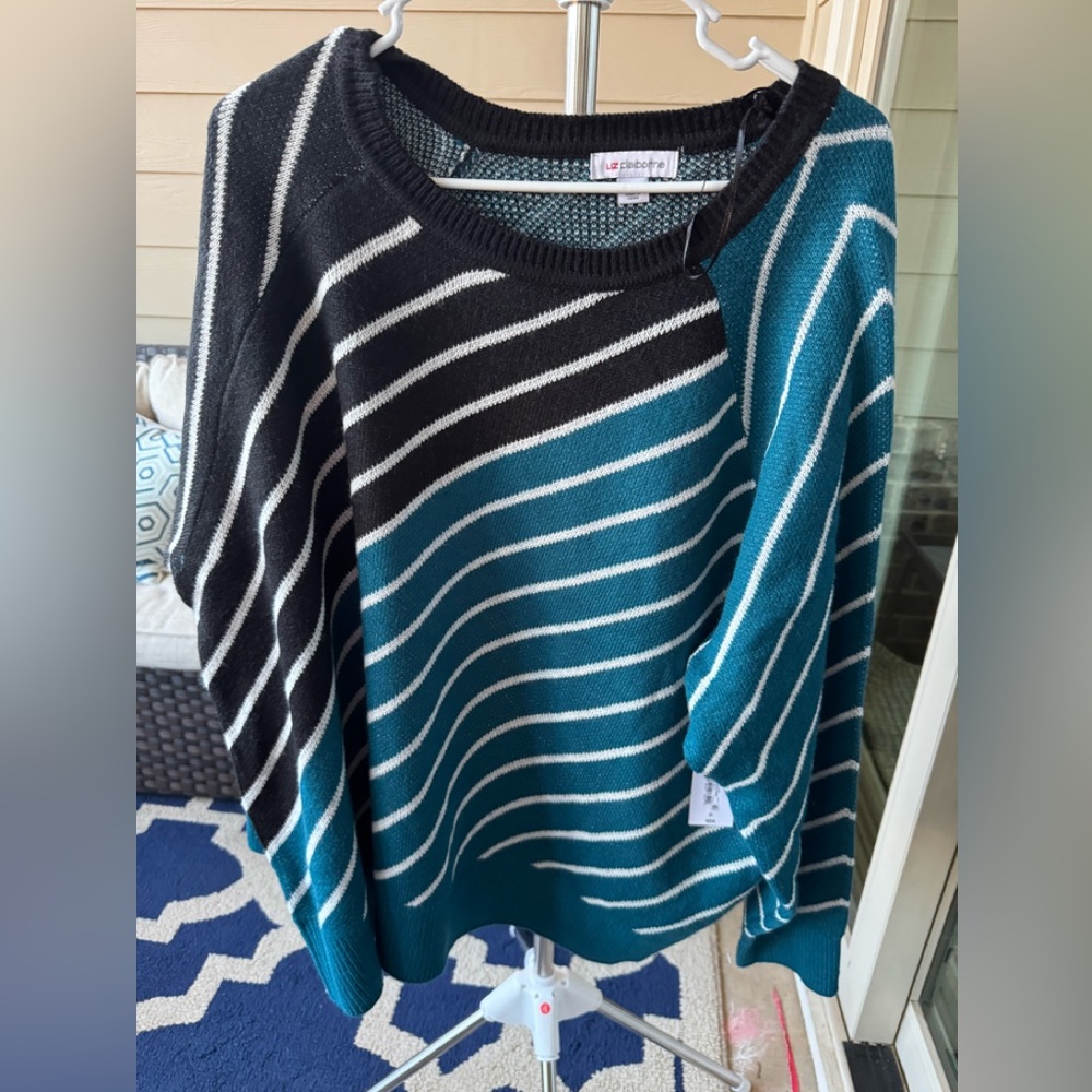 Liz Claiborne women’s sweater size 2x nwt
